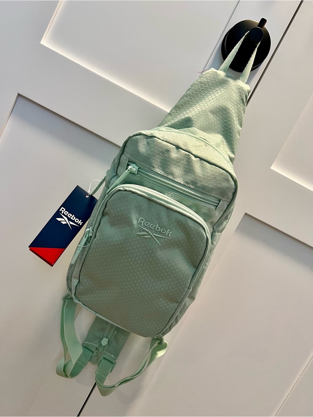 Reebok Mint Green Sling Backpack Crossbody Bag NWT Lightweight Sport Travel